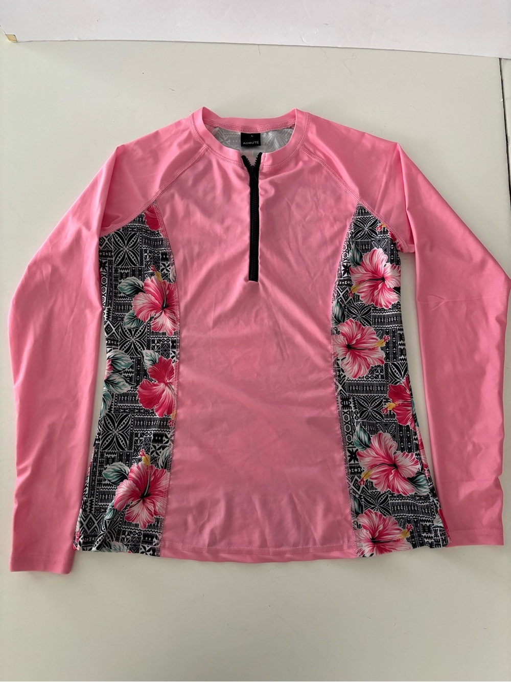 Aobute Pink Floral Rash Guard Swim Top Size L